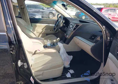 2011 Subaru Outback 2.5I Premium z USA, uszkodzony, nr VIN 4S4BRBCCXB3441082